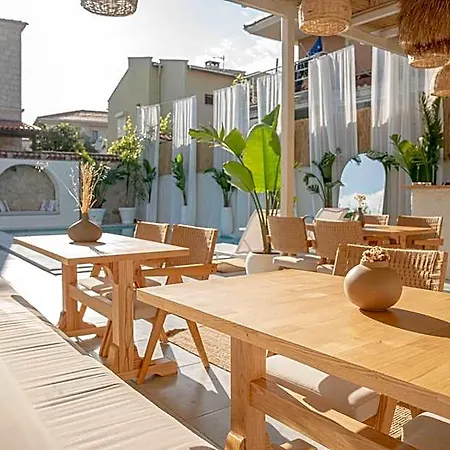Voger Alacati Koeyici Hotel Ciftlikkoyu