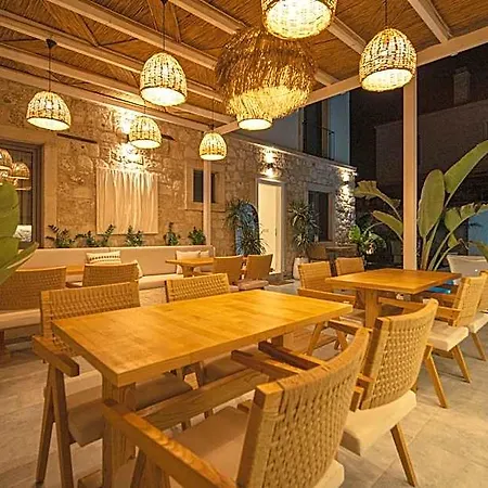 Voger Alacati Koeyici Hotel Ciftlikkoyu